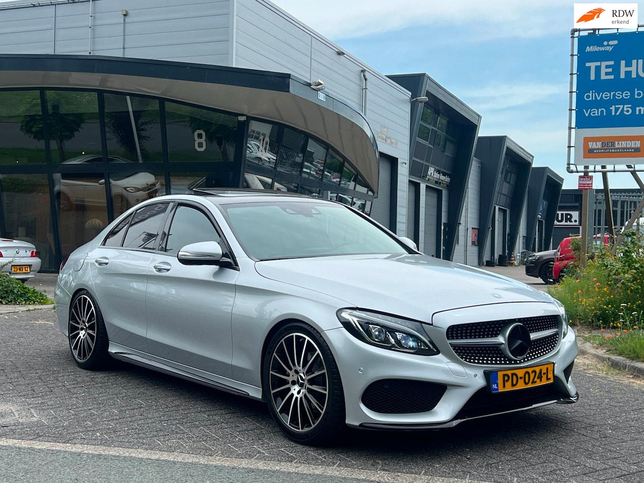 Mercedes-Benz C-klasse - AMG 220 CDI PANO LED LEDER NAVI AUTOMAAT - AutoWereld.nl