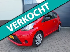 Toyota Aygo - | 1.0 VVT-i Now | Airco | Volledig onderhouden | 1e eigenaar | Lage kilometerstand |