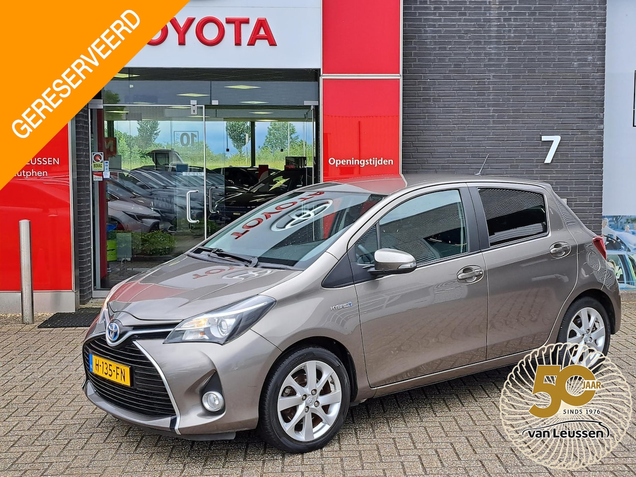 Toyota Yaris - 1.5 Hybrid Dynamic LM VELGEN CAMERA MISTLAMPEN - AutoWereld.nl