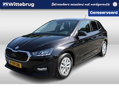 Skoda Fabia - 1.0 TSI 95pk Business Edition / Navigatie by APP / LM velgen / Parkeersensoren A. / Digita