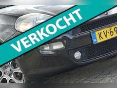 Fiat Punto Evo - 0.9 TwinAir Lounge | Nero Vesuvio | Sportstoelen/Cruise/Clima/PDC/6-bak/AllSeason - Lekker