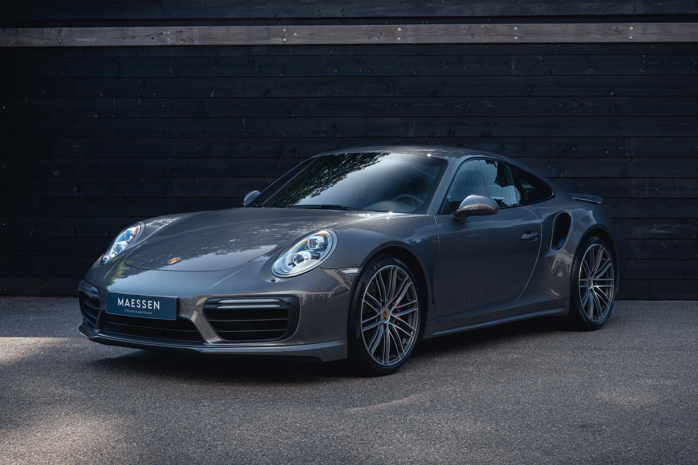 Porsche 911 - Turbo Coupé Agaatgrijs - Topconditie - AutoWereld.nl