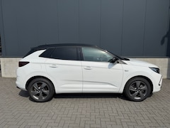 Opel Grandland - 1.6 Turbo Plug-In Hybrid 4x4 GSe Automaat 300PK
