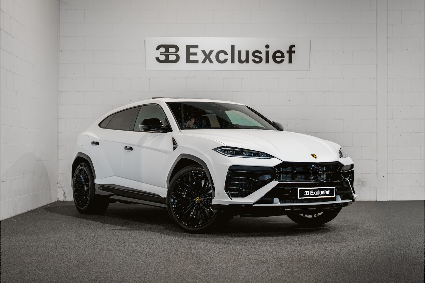 Lamborghini Urus - 4.0 V8 Hybrid SE Zeer kompleet! - AutoWereld.nl