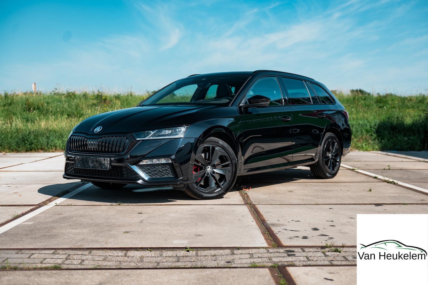 Skoda Octavia Combi - 1.4 TSI RS iV | PANO | ALCANTARA SPORT COMFORT STOELEN - AutoWereld.nl