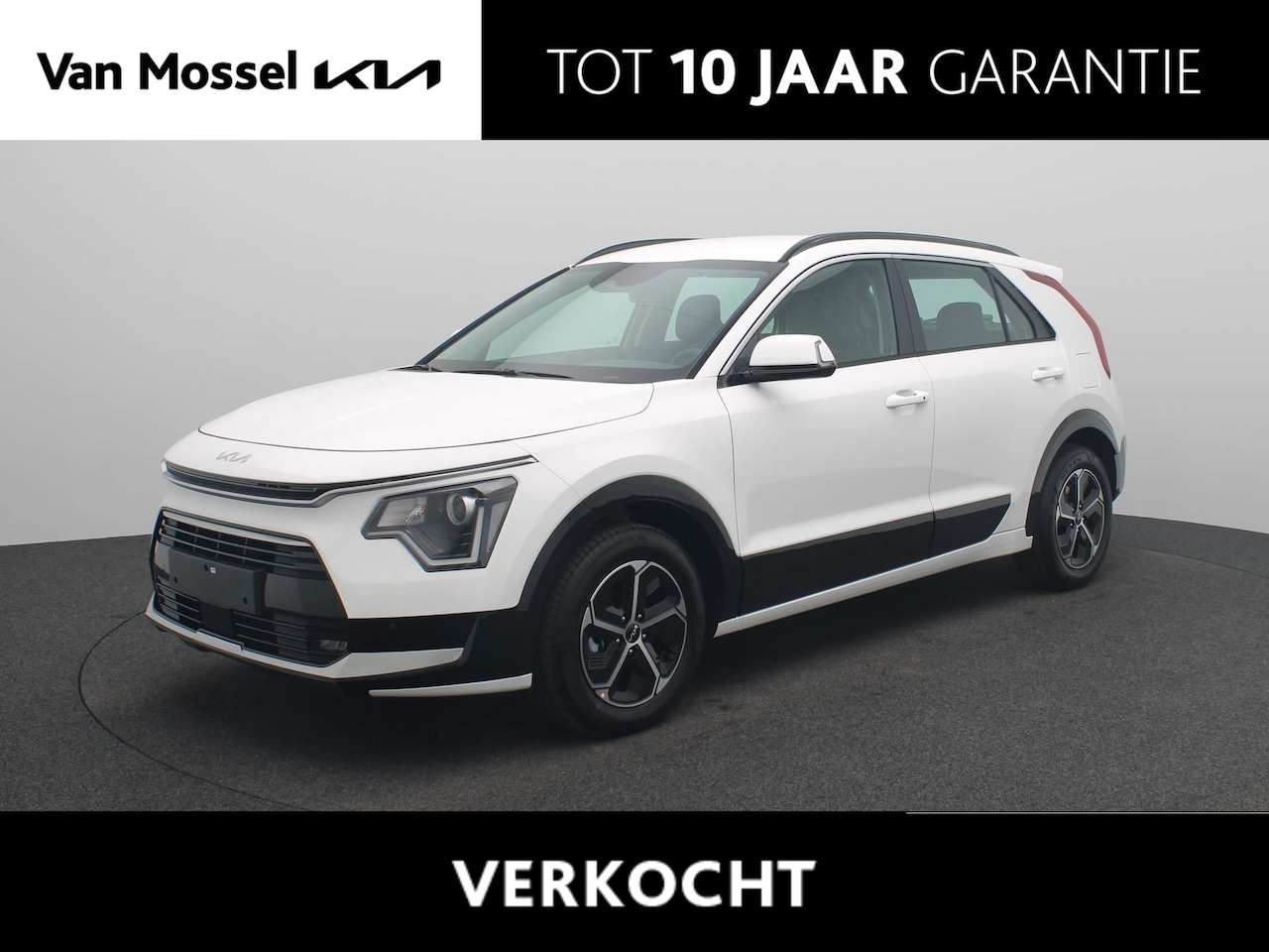 Kia Niro - 1.6 GDi Hybrid DynamicLine Navigatie | Climate Control | LM | Camera | Parkeersensoren | V - AutoWereld.nl