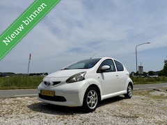Toyota Aygo - 1.0-12V +, BJ 2008, Zuinig, APK, 5 deurs