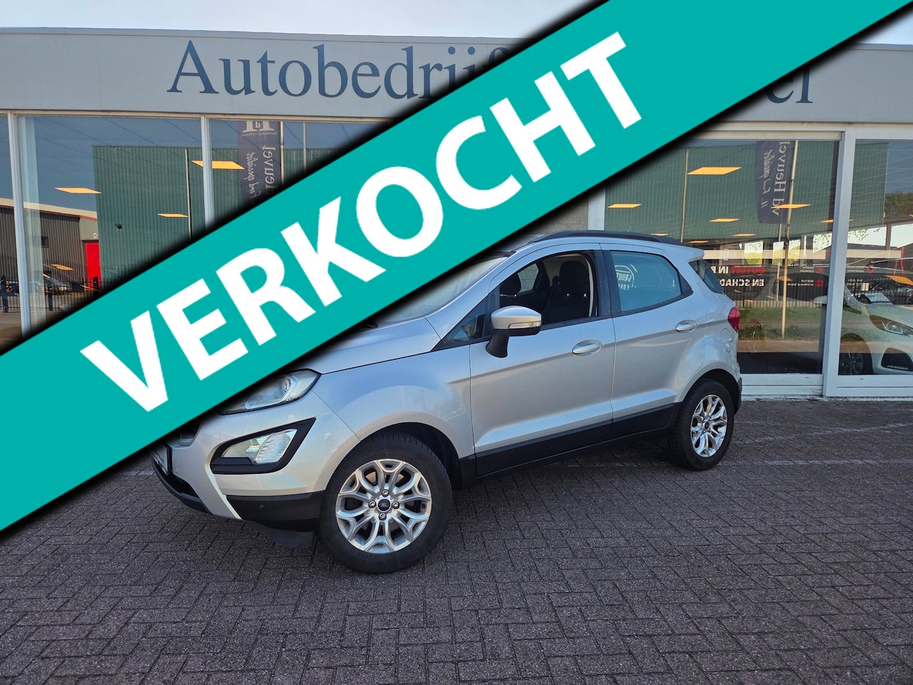 Ford EcoSport - 1.0 EcoBoost Titanium * Stoel+Stuur+ voorruit verwarming! *Carplay * PDC voor + achter * R - AutoWereld.nl