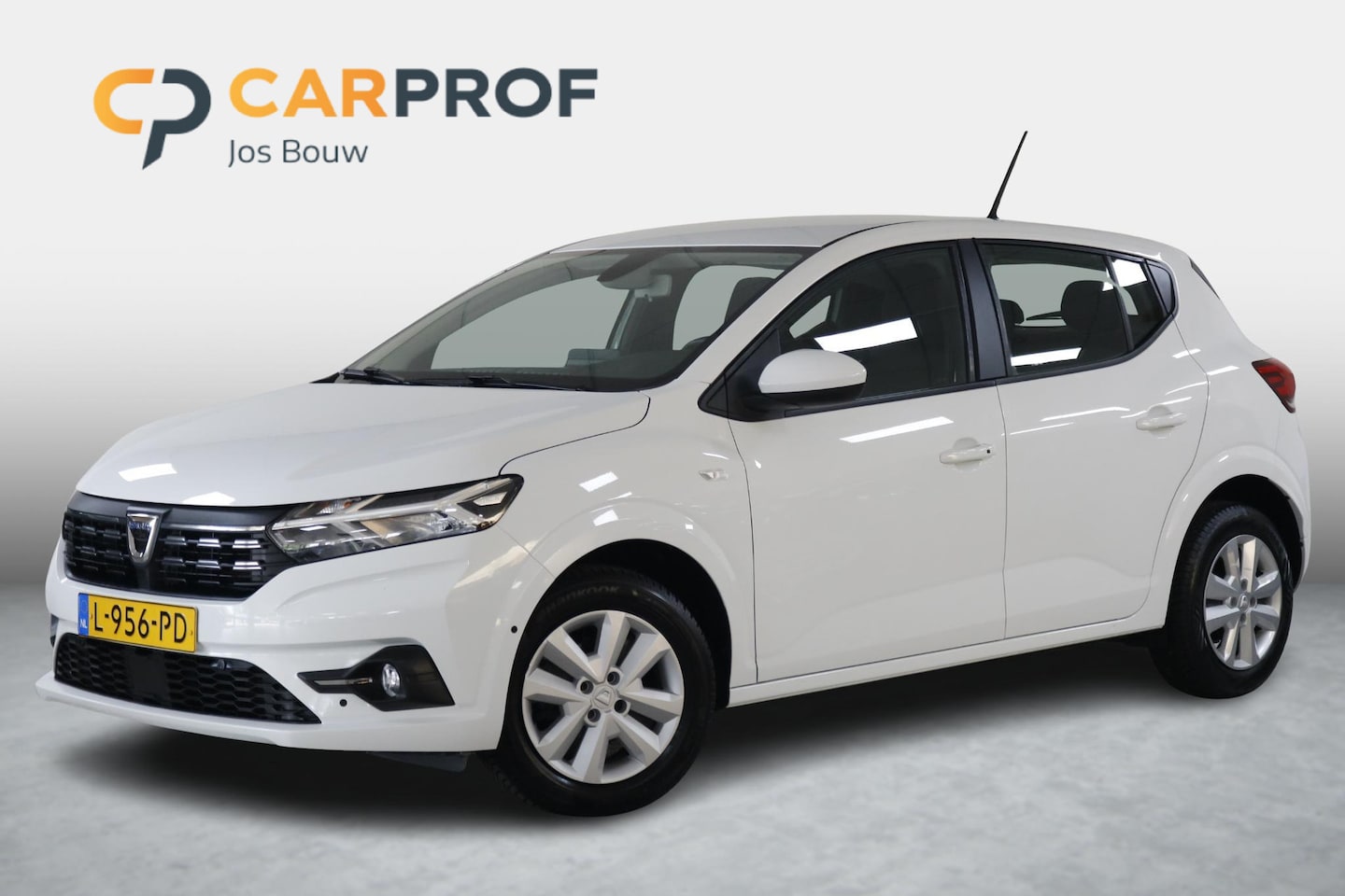 Dacia Sandero - 1.0 TCe 90 Comfort Airco | Carplay | Camera | Cruise | Org. NL. - AutoWereld.nl