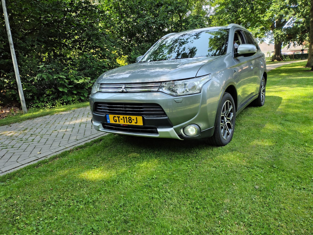 Mitsubishi Outlander - 2.0 PHEV Limited Edition X-Line - AutoWereld.nl