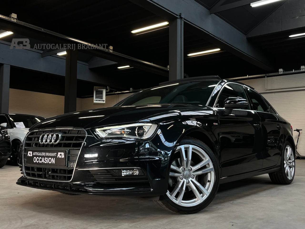 Audi A3 Limousine - 1.4 TFSI CoD Ambition Pro Line S 1.4 TFSI CoD Ambition Pro Line S/ Pano/Cruise - AutoWereld.nl