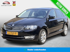 Skoda Rapid Spaceback - 1.2 TSI Greentech JOY / Nieuwe Beurt bij Aflevering / Panorama-Pack / Stoelverwarming / PD