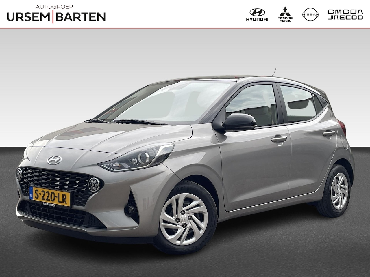 Hyundai i10 - 1.0 Premium | Achteruitrijcamera | Airco (automatisch) | Boordcomputer - AutoWereld.nl