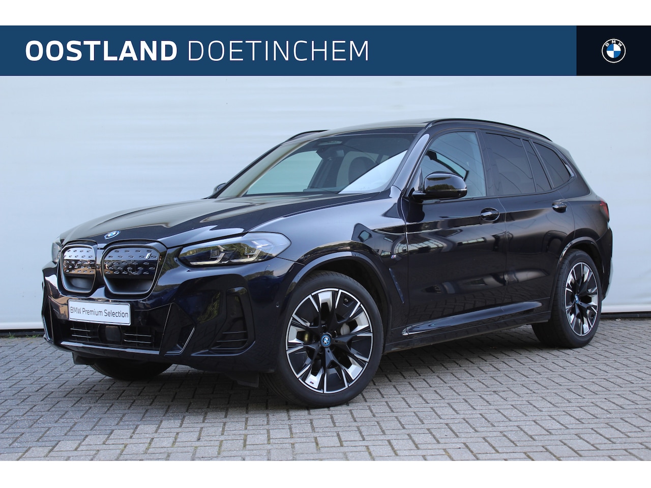 BMW iX3 - High Executive / Trekhaak / Sportstoelen / Comfort Access / Adaptieve LED / Head-Up / Park - AutoWereld.nl