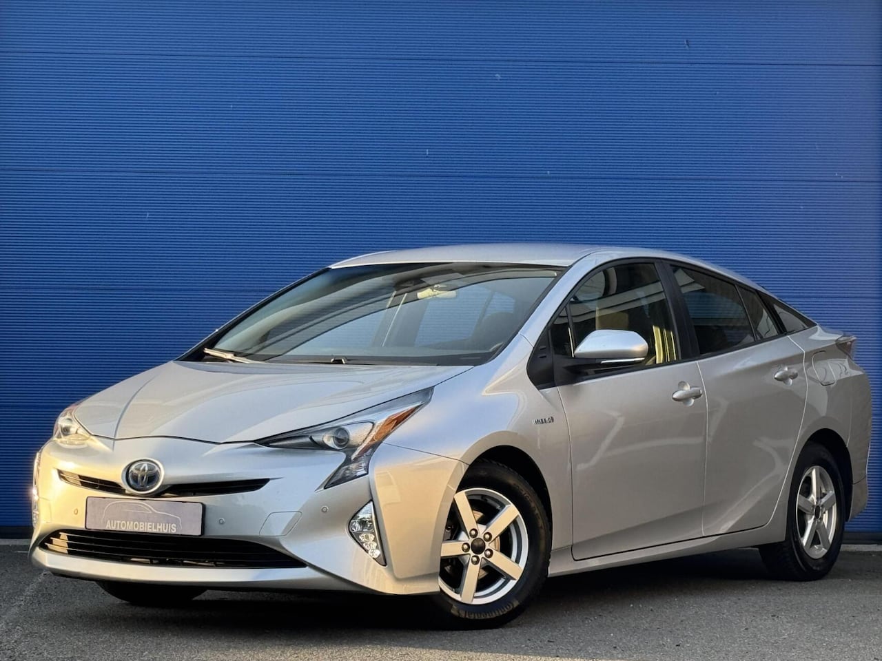 Toyota Prius - 1.8 Aspiration | ACC | rijstrooksensor | - AutoWereld.nl