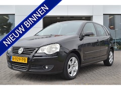 Volkswagen Polo - 1.2-12V Airco Stoelverwarming Cruise Control Lmv Metallic