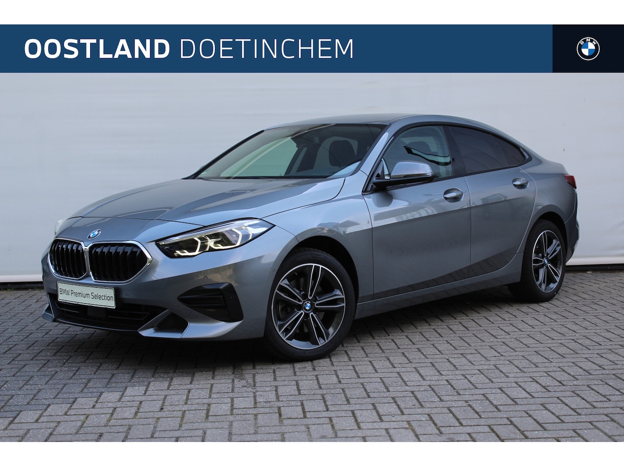 BMW 2-serie Gran Coupé - 218i Sport Line Automaat / Sportstoelen / Achteruitrijcamera / Stoelverwarming / Live Cock - AutoWereld.nl