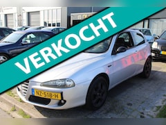 Alfa Romeo 147 - 1.6 T.Spark Veloce Progression APK mei 2027 Dealer onderhouden Climate 17" LMV APK