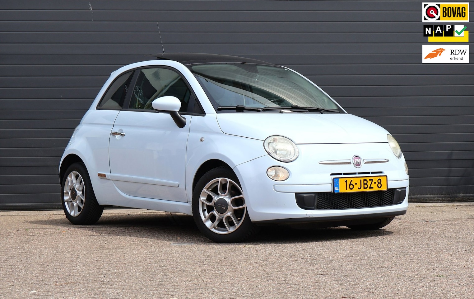 Fiat 500 - 1.2 Sport Automaat/Clima/Pano/Carplay/Leder - AutoWereld.nl
