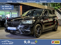 BMW X1 - xDrive25e High Executive Sportlin | Black Edition | Panorama | Trekhaak | Camera | Stoelve
