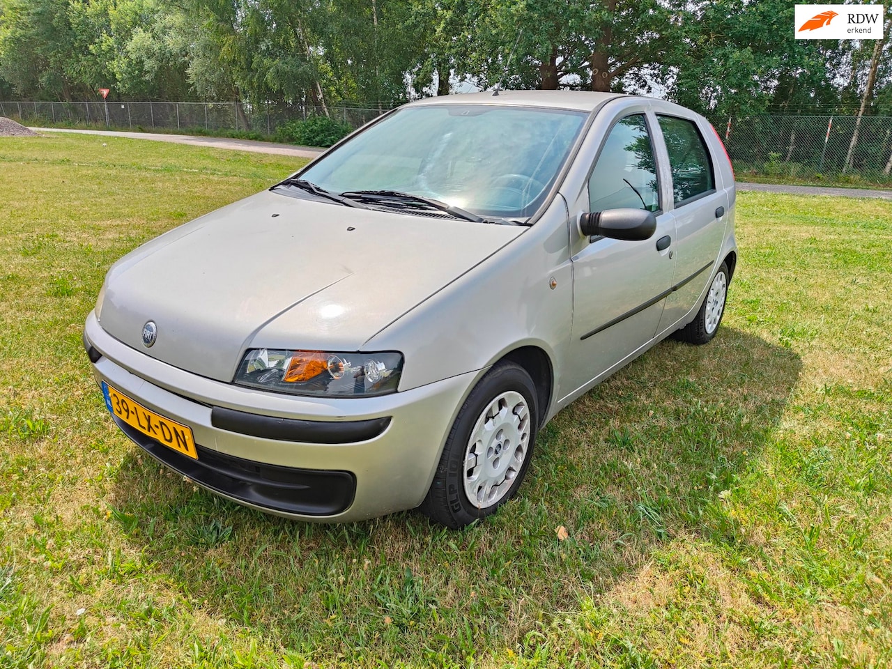 Fiat Punto - 1.2-16V ( AUTOMAAT ) 5Drs AIRCO - AutoWereld.nl