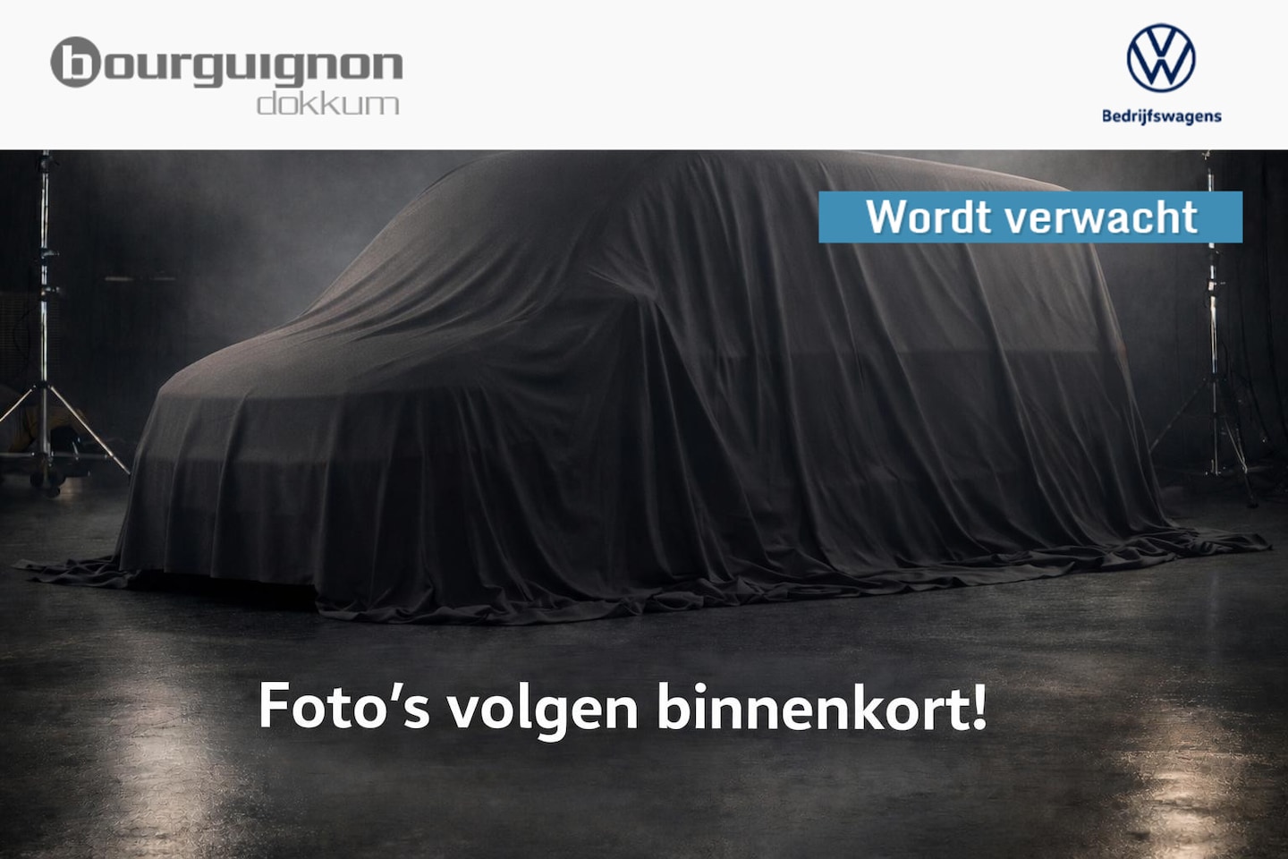 Volkswagen Crafter - 35 2.0 TDI L3H3 | Clima | Achterdeuren met ruit | Cruise | Trekhaak voorbereiding | Alarm - AutoWereld.nl