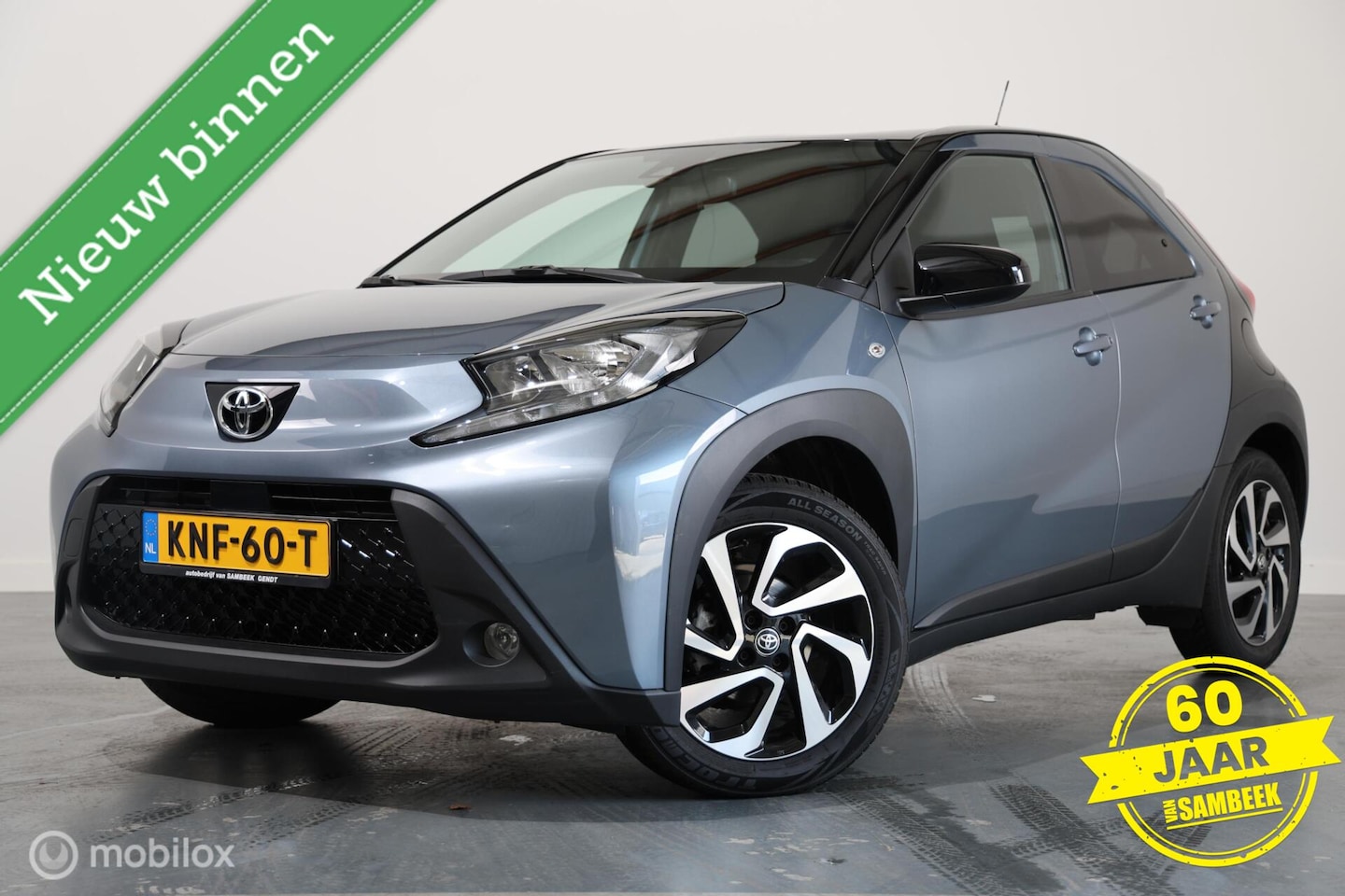 Toyota Aygo X - 1.0 VVT-i S-CVT Premium - Carplay - Stoelverwarming - Camera - AutoWereld.nl