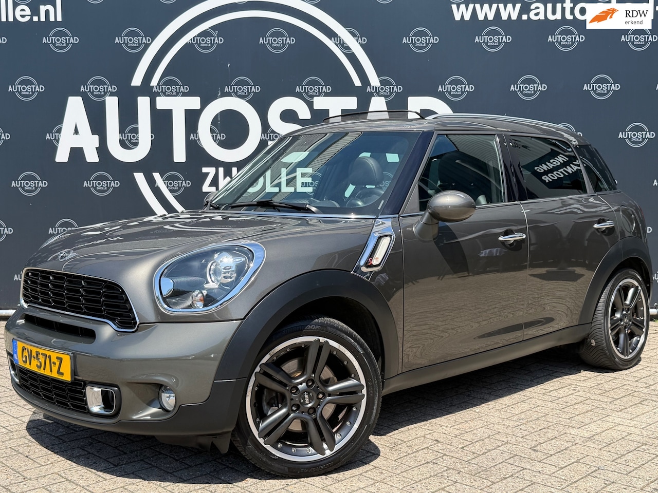 MINI Countryman - 1.6 Cooper S ALL4 Chili Automaat / NAP / Navi / Airco / Pano / APK - AutoWereld.nl