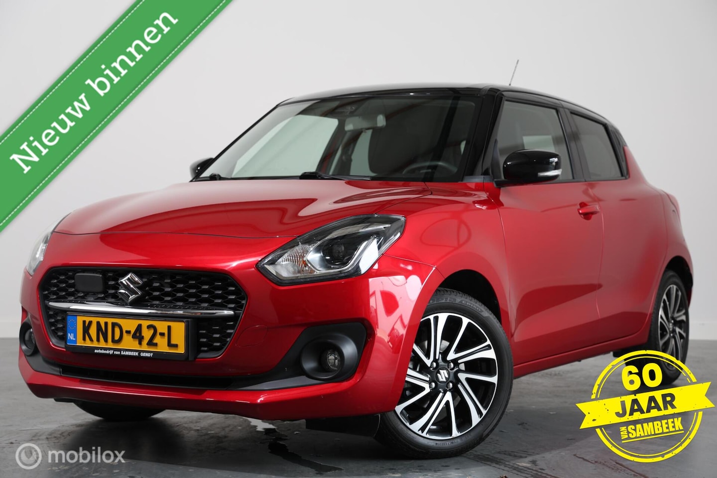 Suzuki Swift - 1.2 Comfort Smart Hybrid - Stoelverwarming - Camera - Navigatie - AutoWereld.nl
