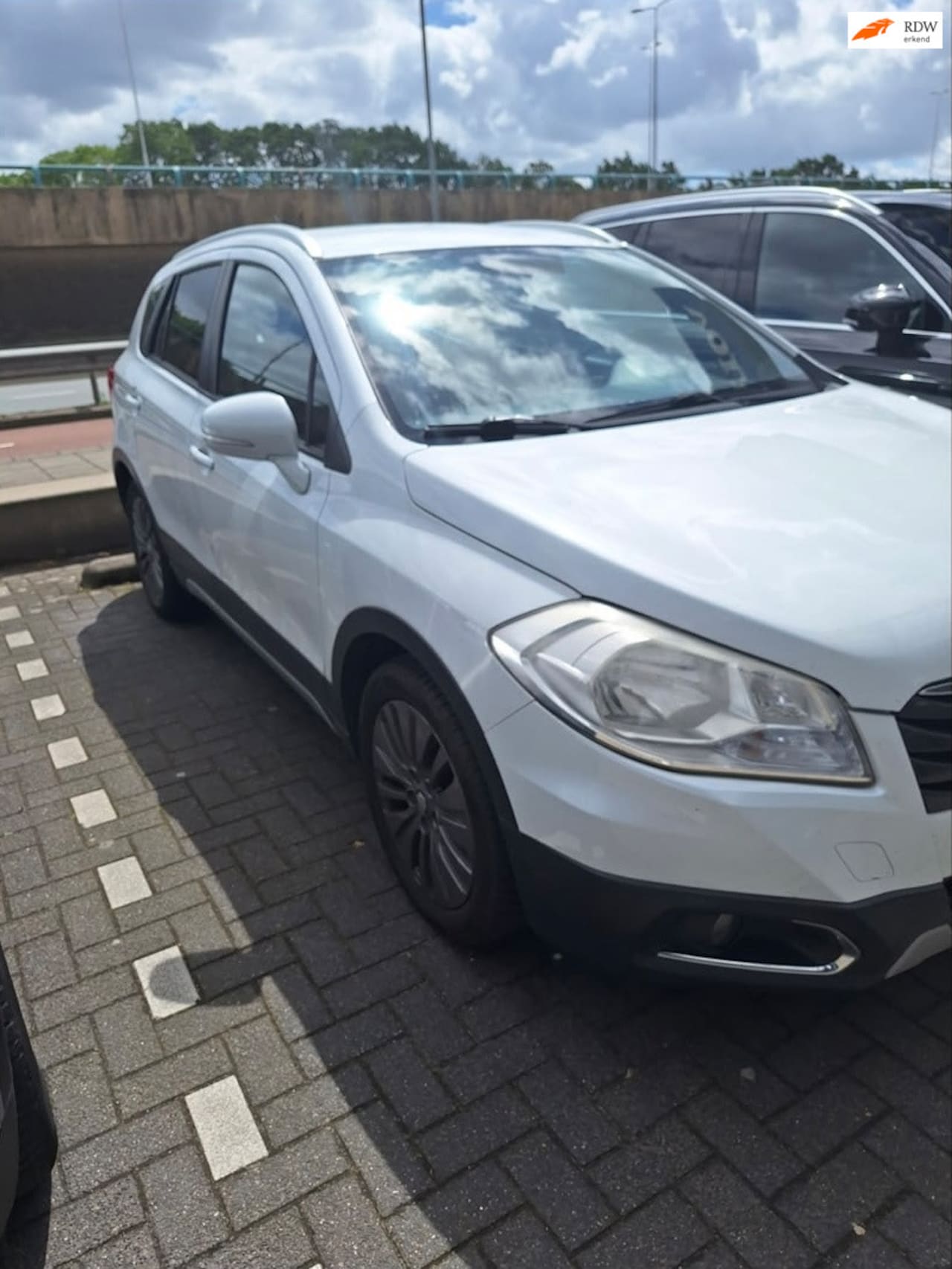 Suzuki SX4 S-Cross - 1.6 Exclusive AllGrip AUTOMAAT - AutoWereld.nl
