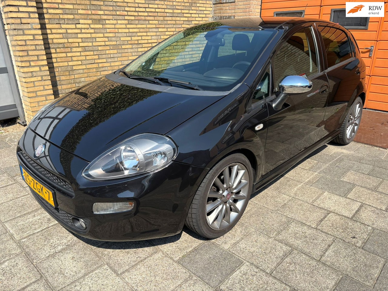 Fiat Punto Evo - 0.9 TwinAir Sport 0.9 TwinAir Sport - AutoWereld.nl