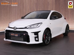 Toyota Yaris - GR Performance 1.6 261pk |Adaptive|Camera|Apple Carplay|18" Gesmede LMV|AWD|JBL|CFRP-carbo