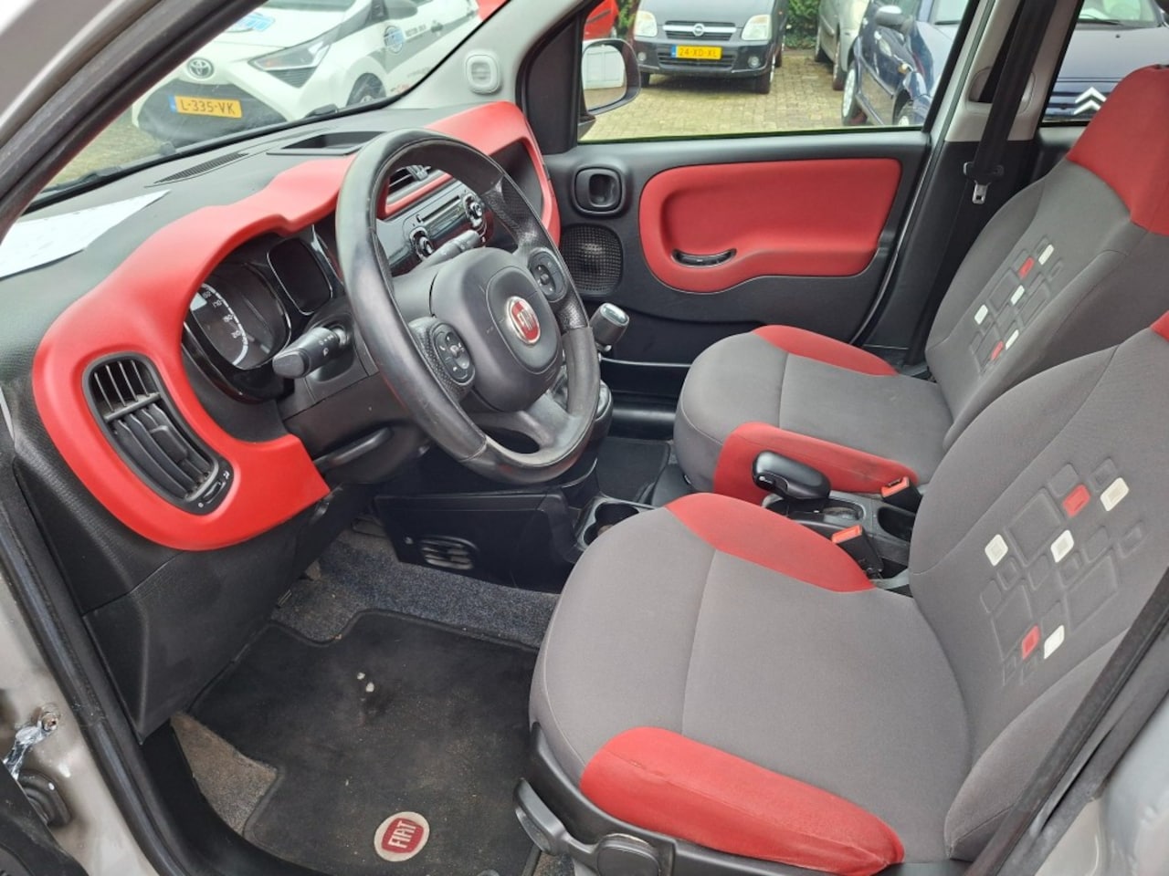 Fiat Panda - 0.9 TwinAir Sempre RADIO-CD/AIRCO/ELEC.RAMEN/CV/LMV