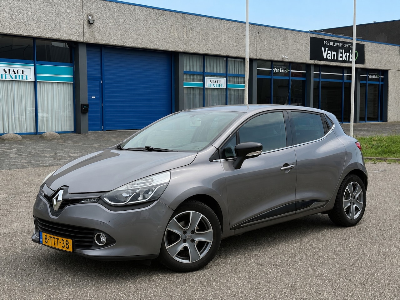 Renault Clio - 0.9 TCe 2014 Navi/Cruise/Airco Bluetooth Keyles - AutoWereld.nl