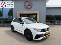 Volkswagen Tiguan - 1.5 TSI 150pk DSG R-Line | Trekhaak | Camera | Carplay | 20 Inch | Elek. Achterklep | Rijk