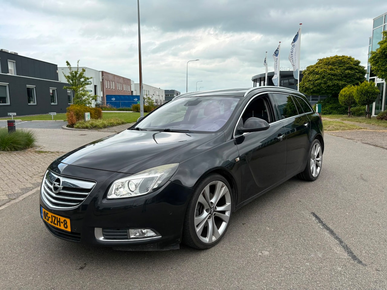 Opel Insignia Sports Tourer - 2.0 T Cosmo 2.0 T Cosmo ( AUTOMAAT / PANO / LEATHER /EXPORTPRICE) - AutoWereld.nl