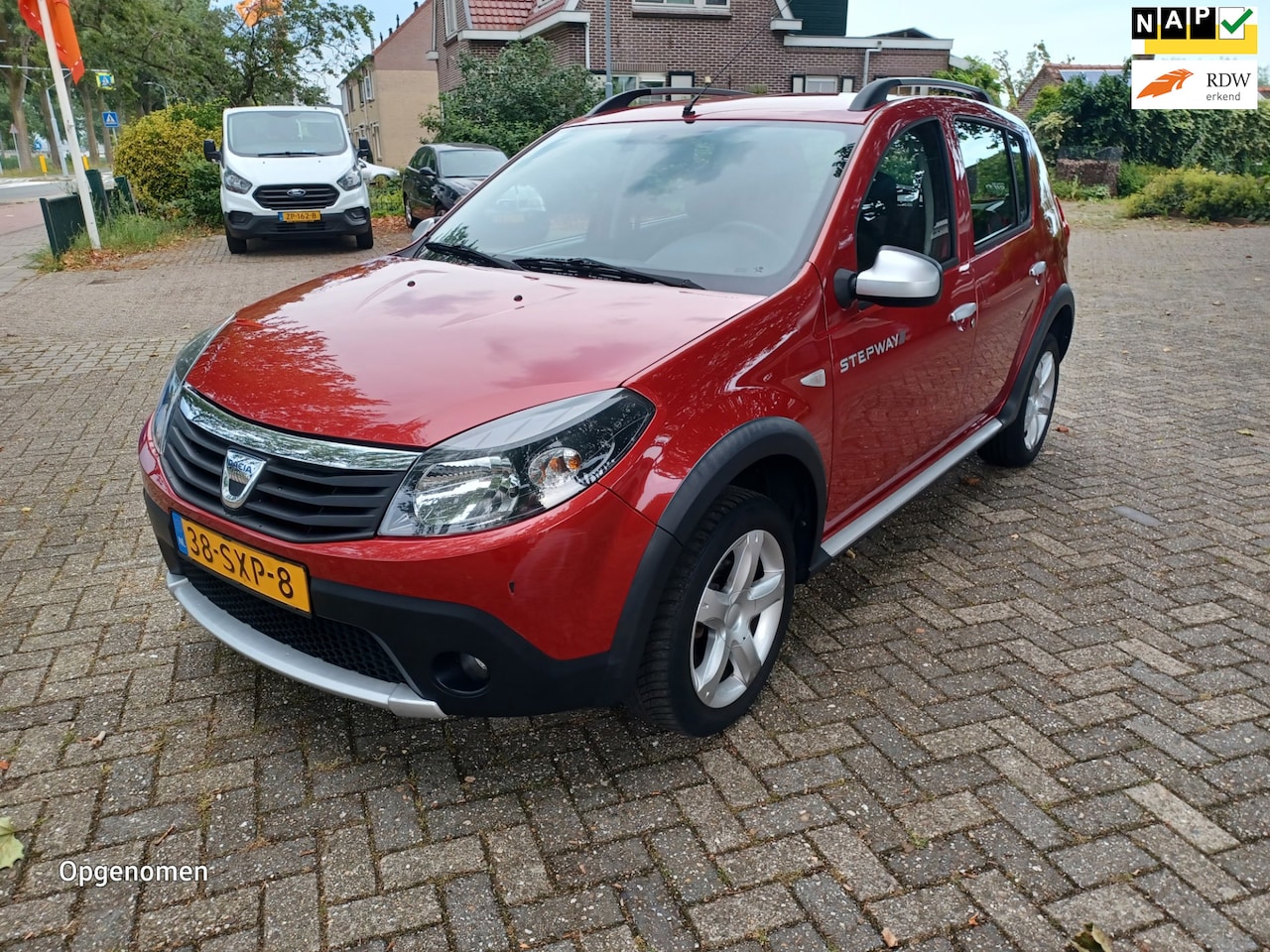 Dacia Sandero Stepway - 1.6 - AutoWereld.nl