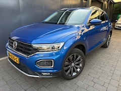 Volkswagen T-Roc - 1.0 TSI Style Panodak LED Adapt. cruise NL auto