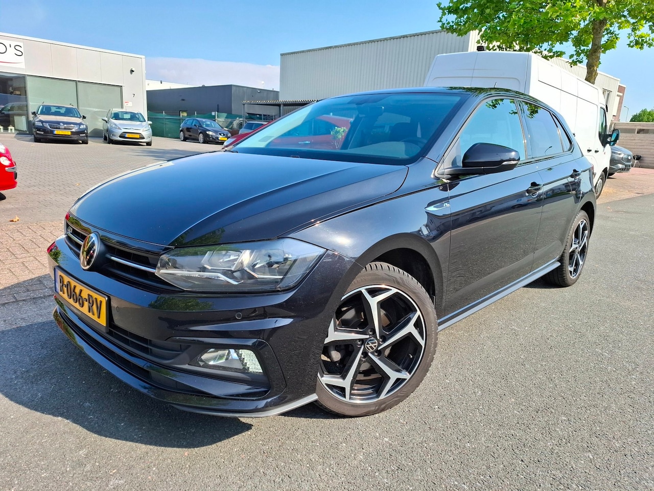 Volkswagen Polo - 1.0 TSI Highline Business R AUTOMAAT/ADAPTIVE CRUISE/NAV! - AutoWereld.nl
