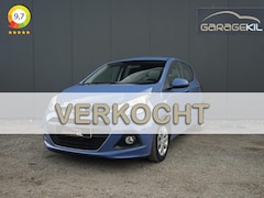 Hyundai i10 - 1.0i i-Motion Comfort Climate control / Cruise control / airco / Orig. NL / Radio CD