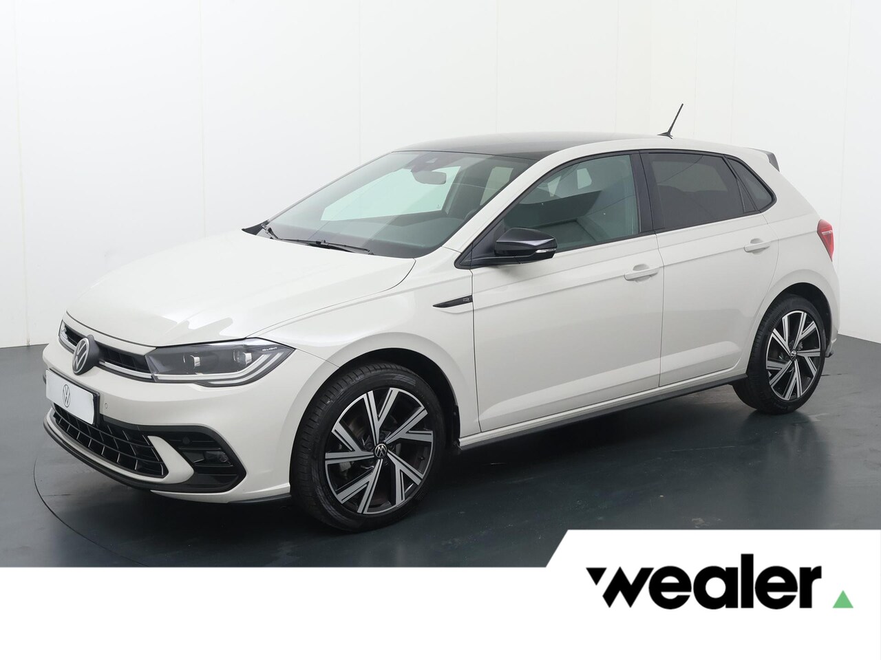 Volkswagen Polo - 1.0 TSI R-Line | 115 PK | Automaat | IQ.LIGHT matrix LED koplampen | Achteruitrijcamera | - AutoWereld.nl