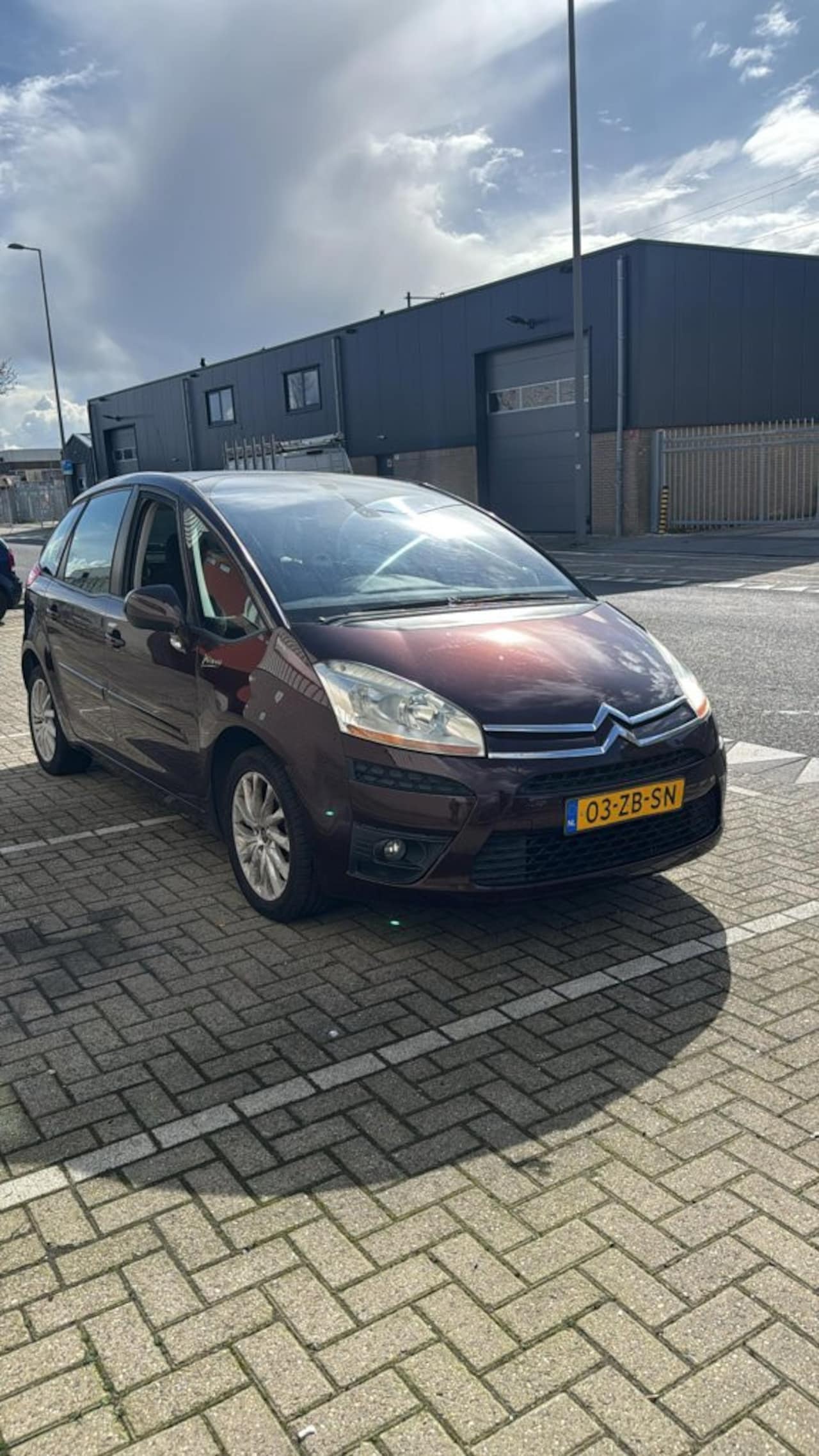 Citroën C4 Picasso - 2.0-16V Ambiance 5p. 2.0-16V Ambiance 5p. - AutoWereld.nl