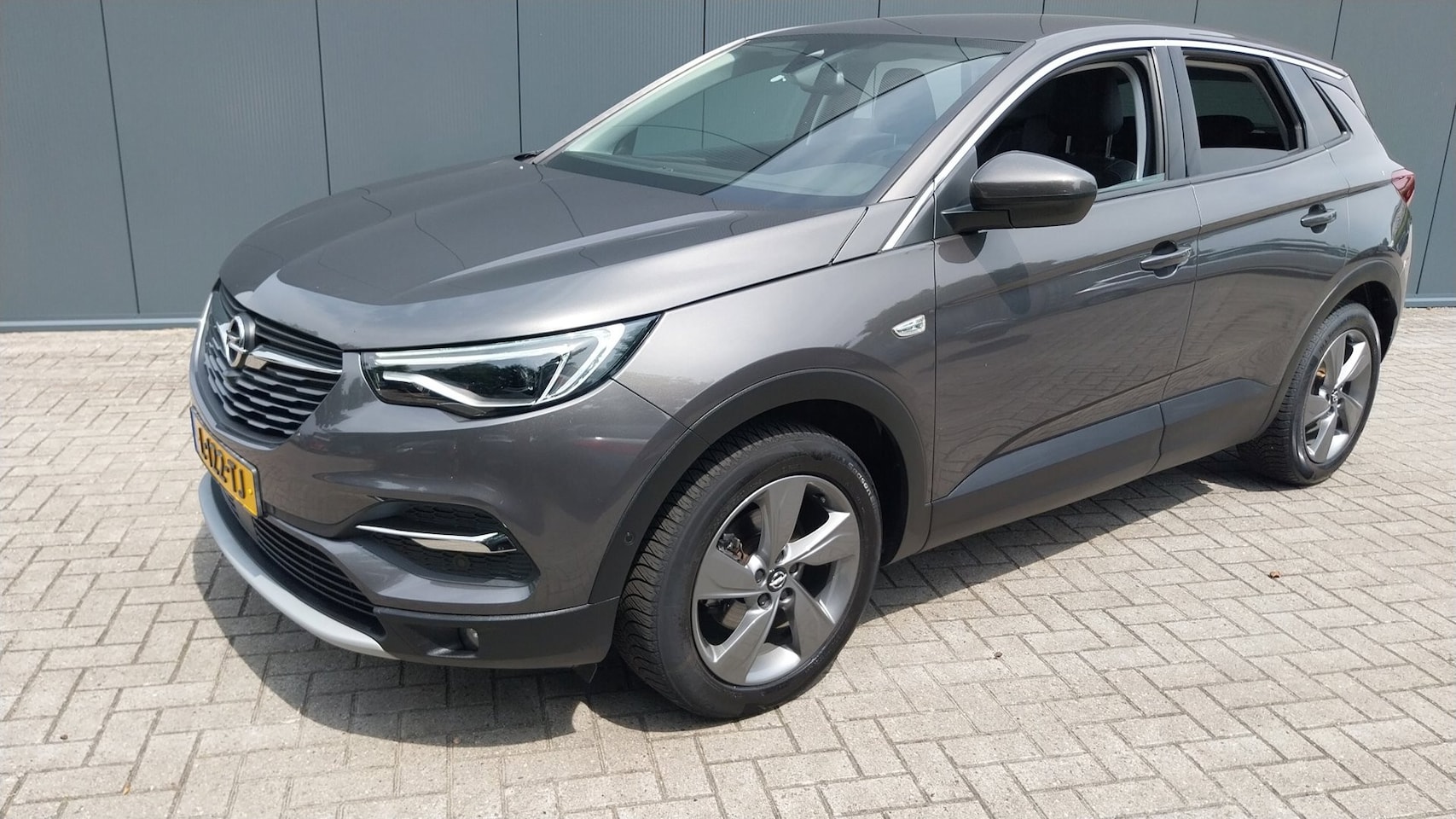 Opel Grandland X - 1.2 Turbo Business Elegance//LMV//CAMERA//NAVI - AutoWereld.nl