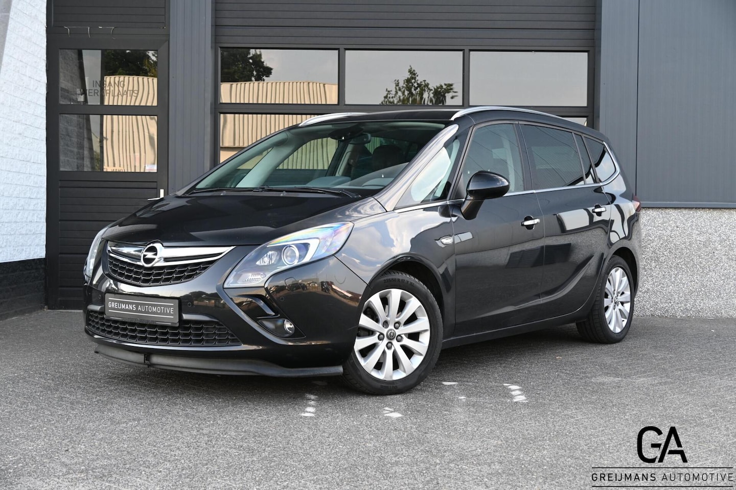 Opel Zafira Tourer - 1.4 Cosmo 7p. 1.4 Cosmo 7p. - AutoWereld.nl