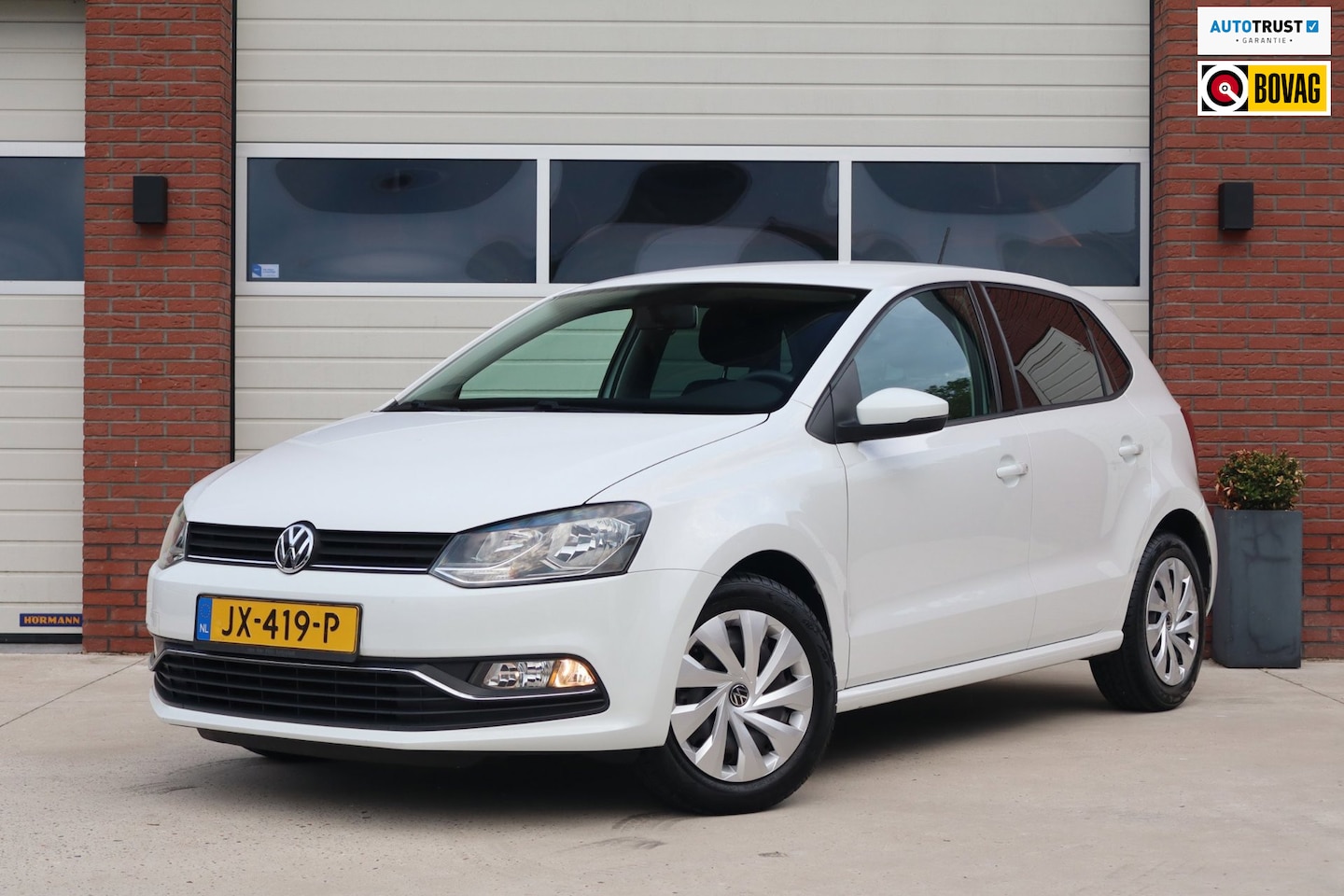 Volkswagen Polo - 1.0 Comfortline Edition - Airco - Cruise control - Bluetooth - Volledig onderhouden - NL A - AutoWereld.nl