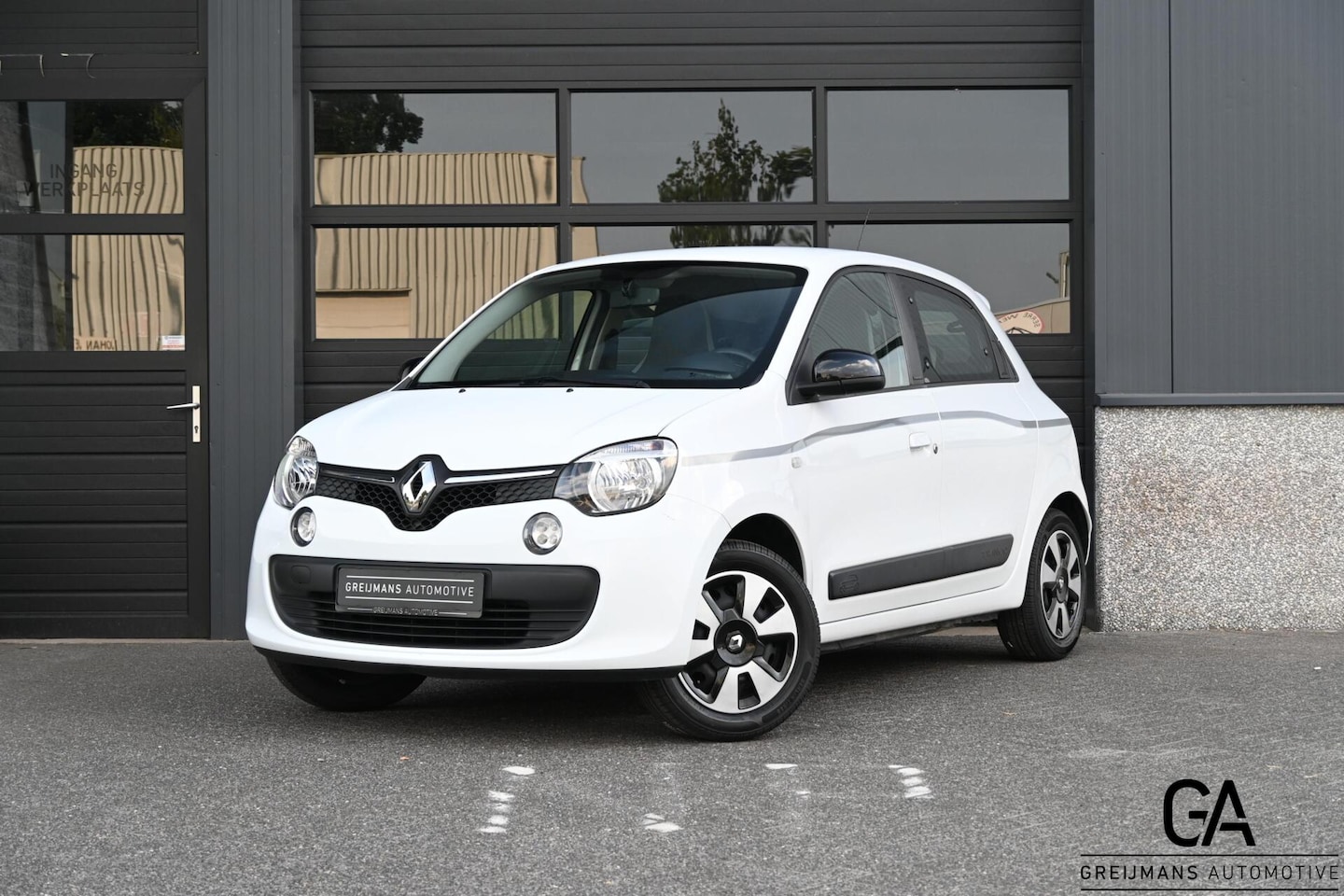 Renault Twingo - 1.0 SCe Limited |Stoelverwarming|Airco| - AutoWereld.nl