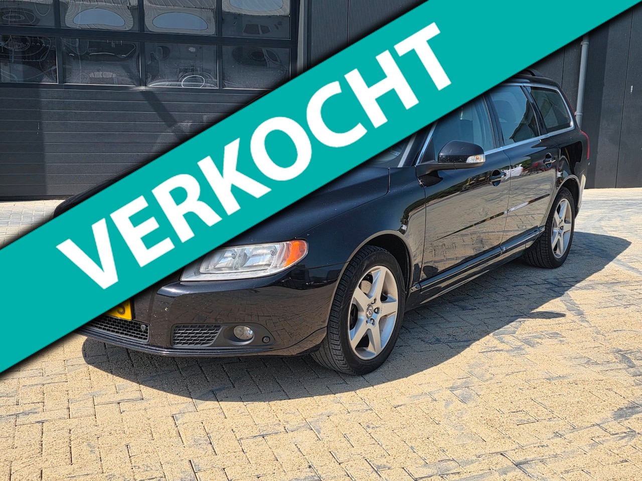 Volvo V70 - 2.0 D4 edition 2010 ! - AutoWereld.nl