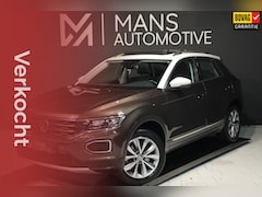Volkswagen T-Roc - 1.5 TSI / PANODAK / BOVAG / CAMERA / CARPLAY / STUUR+STOELVERW
