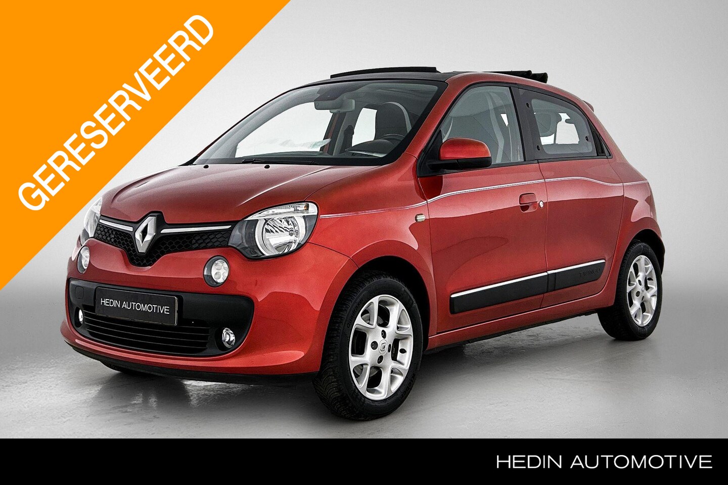 Renault Twingo - 1.0 SCe Dynamique | Climatrontron | Panoramisch schuif kantel dak | Cruise control | R-Lin - AutoWereld.nl