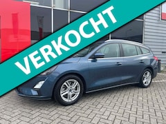 Ford Focus Wagon - 1.0 EcoBoost Hybrid Trend Edition Business / camera / Navigatie